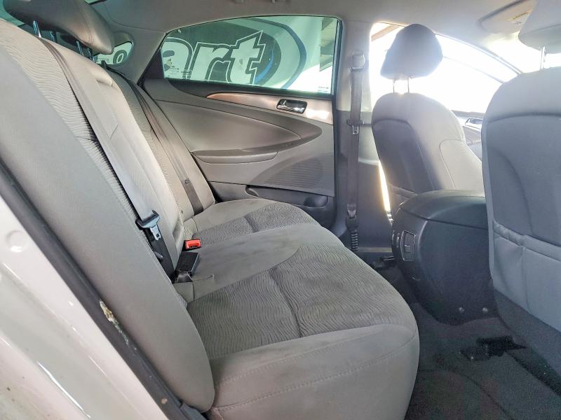 KMHEC4A40DA069062 - 2013 HYUNDAI SONATA WHITE photo 10