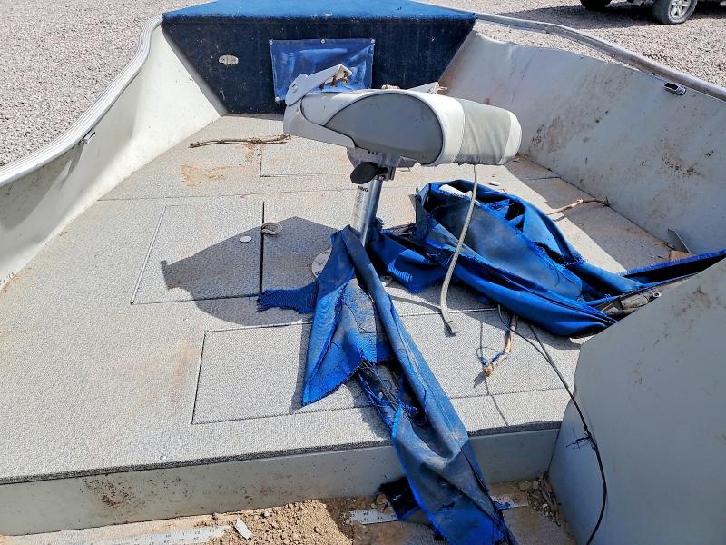 ZLUH0393D101 - 2001 LUND BOAT/TRLR BLUE photo 5