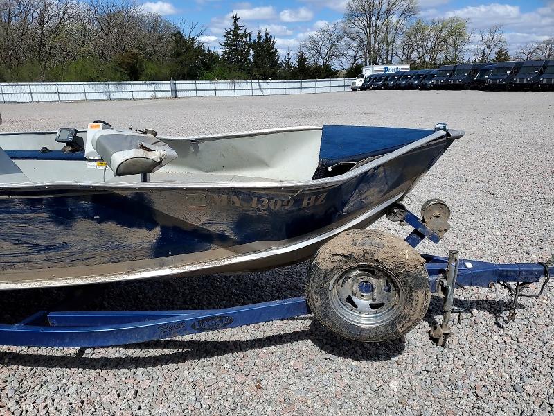 ZLUH0393D101 - 2001 LUND BOAT/TRLR BLUE photo 9