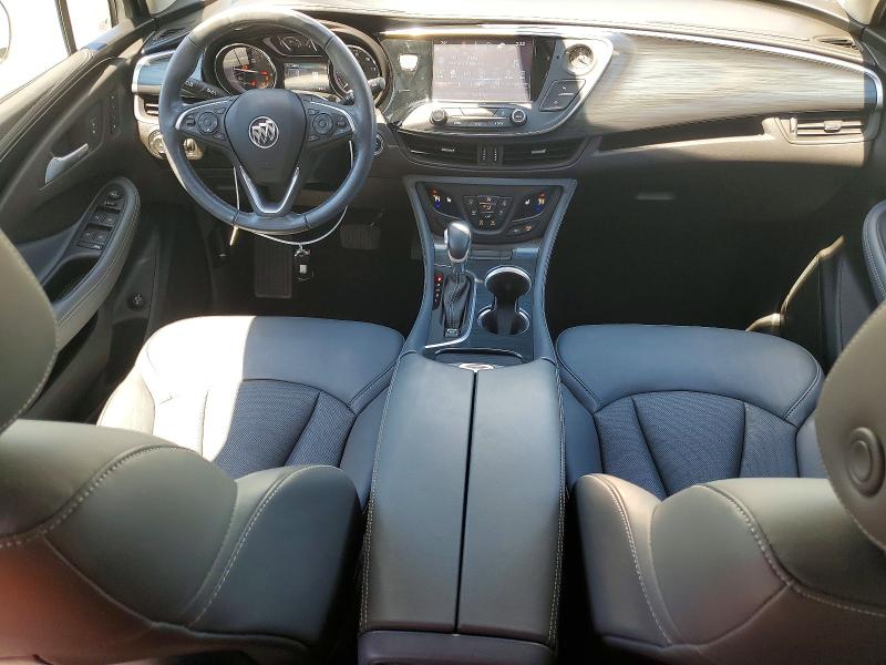 LRBFXCSA8LD214517 - 2020 BUICK ENVISION Bílá fotografie 8