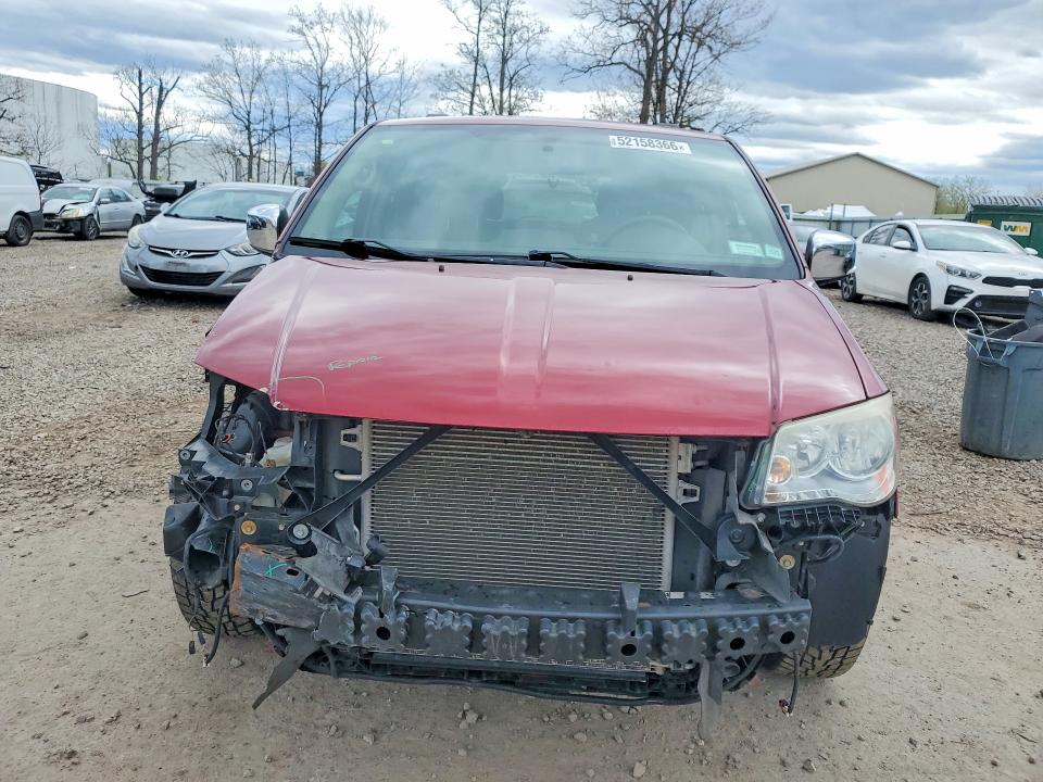 2C4RC1CG8ER143756 - 2014 CHRYSLER TOWN & COUNTRY RED photo 5