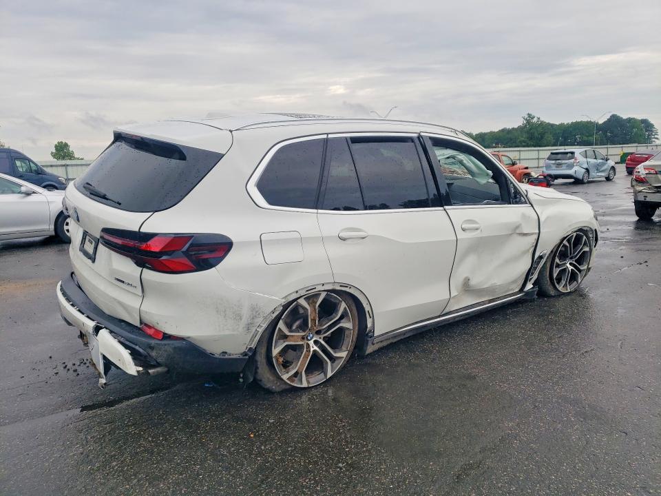 5UX43EU00S9Z95697 - 2025 BMW X5 WHITE photo 3
