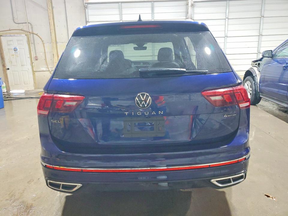 3VV4B7AX2RM104761 - 2024 VOLKSWAGEN TIGUAN BLUE photo 6