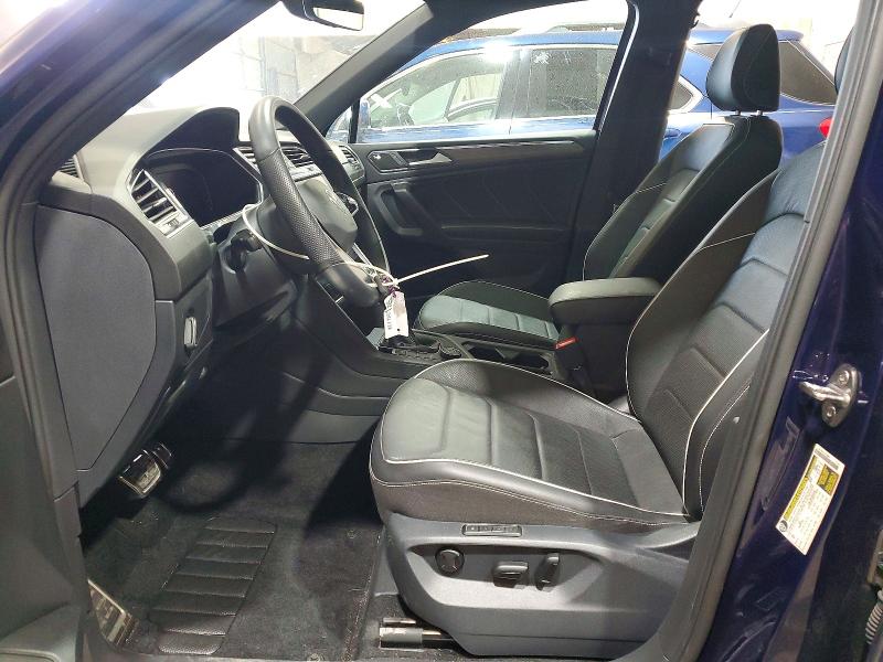 3VV4B7AX2RM104761 - 2024 VOLKSWAGEN TIGUAN BLUE photo 7