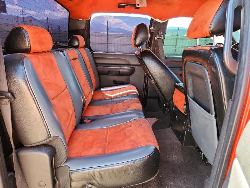 3GTRCVE00AG199245 - 2010 GMC SIERRA TWO TONE photo 10