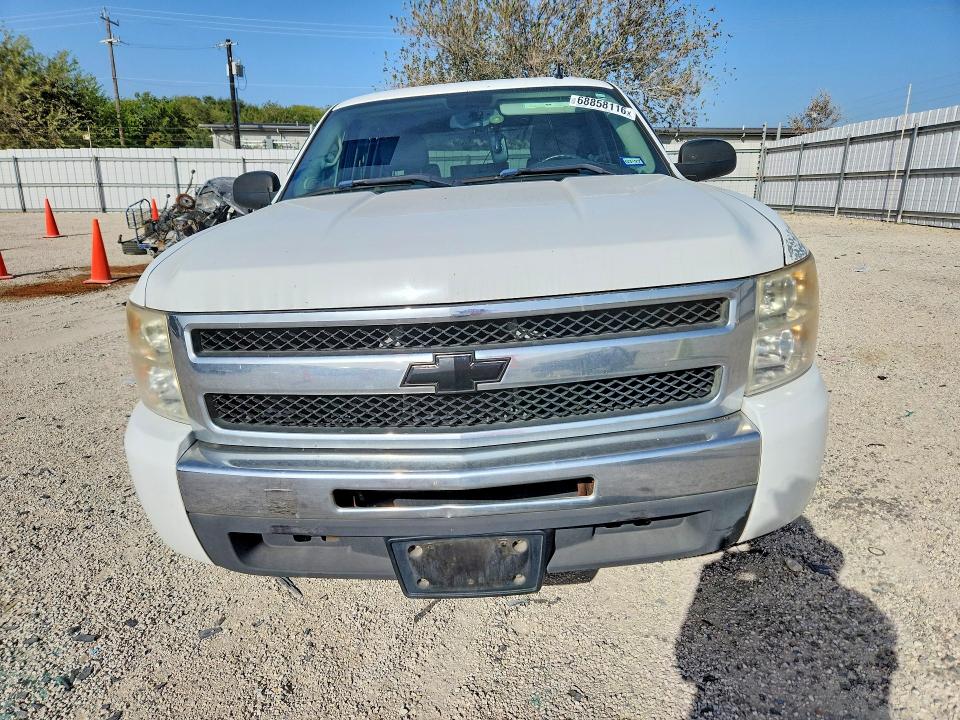 3GCRCSE00AG220433 - 2010 CHEVROLET SILVERADO WHITE photo 5