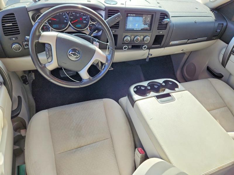 3GCRCSE00AG220433 - 2010 CHEVROLET SILVERADO WHITE photo 8