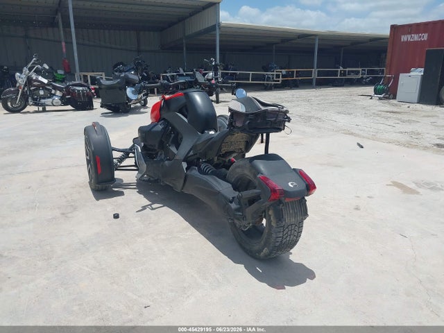 3JB2GEG21LJ002953 - 2020 CAN-AM RYKER Black photo 3